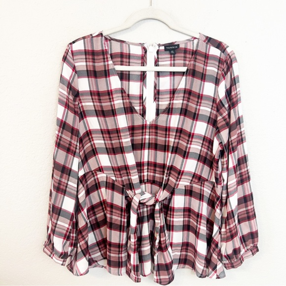 torrid White, Black & Burgundy Plaid Tie-Front Blouse